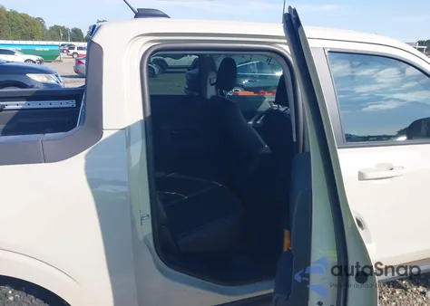 2025 Ford Maverick Tremor из США, поврежденный, VIN 3FTTW8NA7SRA04707